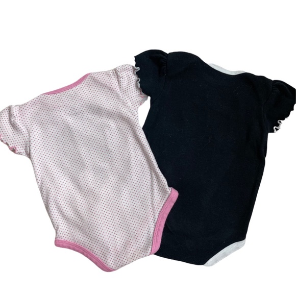 TEAM ATHLETICS Baseball White Sox Team Baby Girl Onesie. Size 0/3 M - Picture 2 of 8